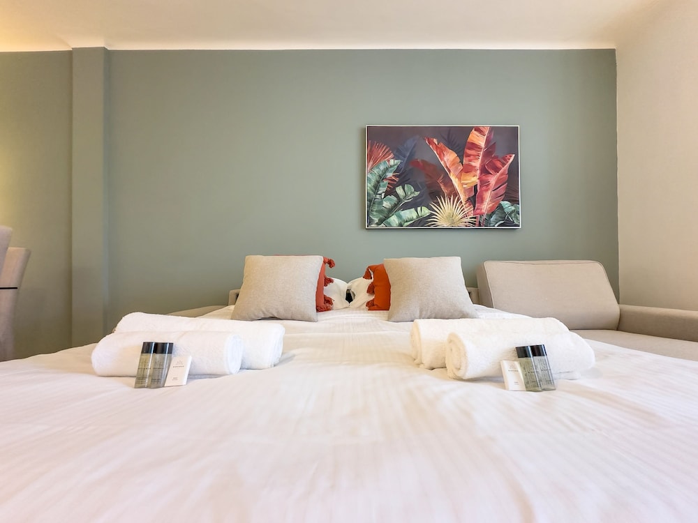 Le Palm in Cannes With 1 Bedrooms and 1 Bathrooms