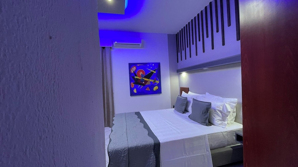 Premium Suites