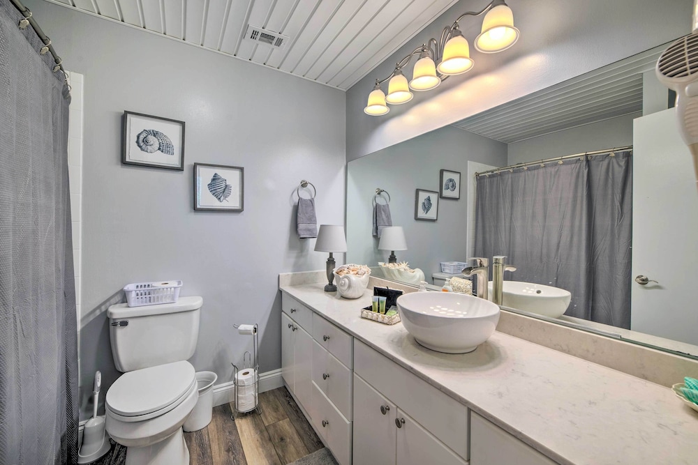 PCB Townhome: Walk to Beaches, Resort Amenities!