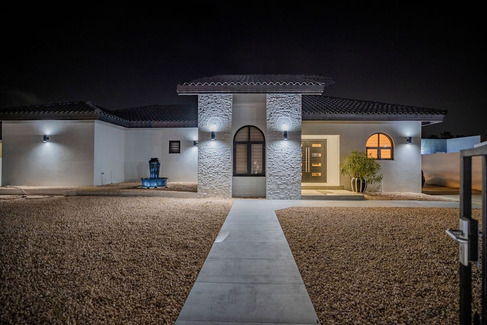 Tides Villa 4BR Private Pool Walk to the Beach
