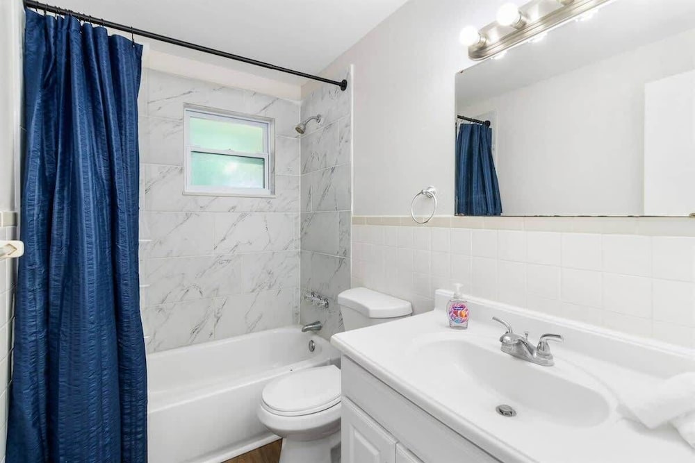 Charming Duplex in Zephyrhills! #2