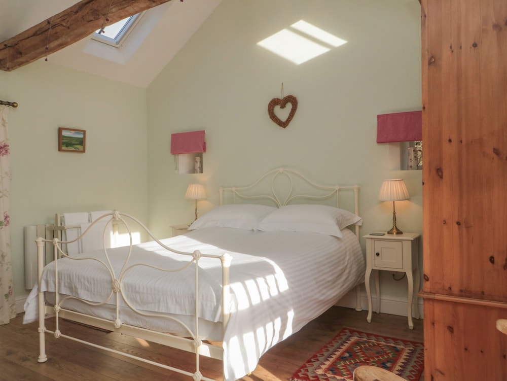 Wood Cottage