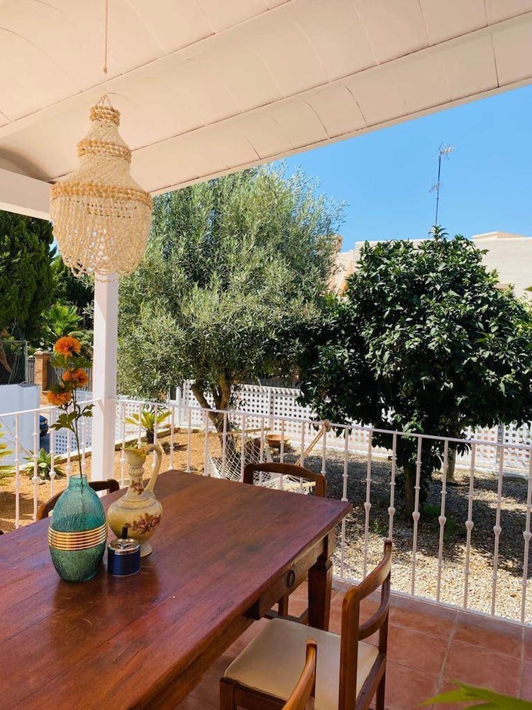Ibiza Sunshine Hideaway