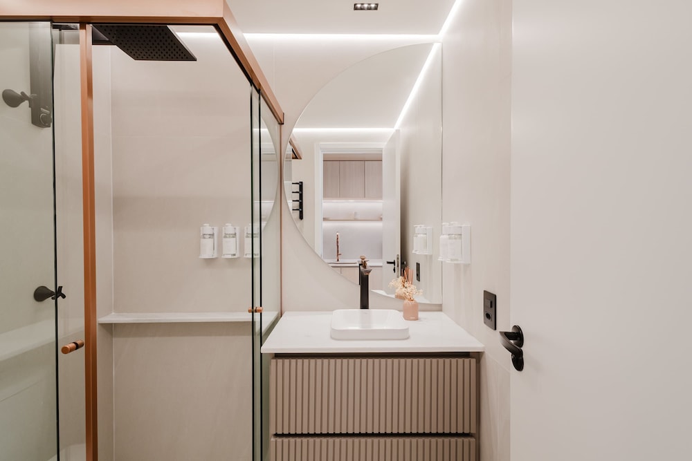 Viana Home Design Studio in Pinheiros
