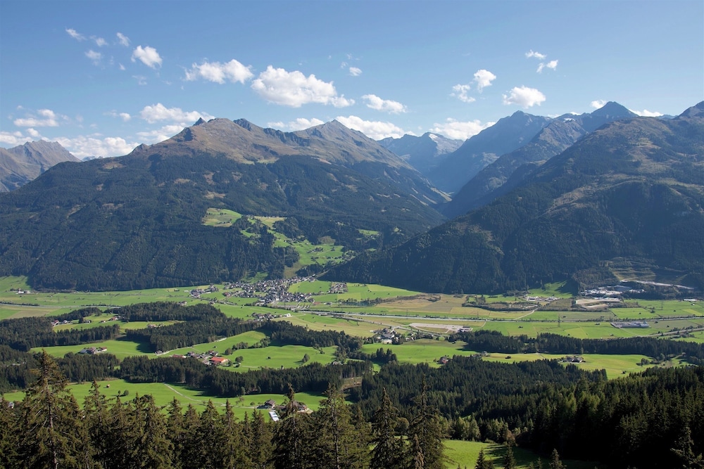 Garden Apartment Near Wildkogel Ski-lift