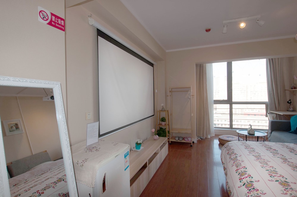 Lacasa Service Apartment