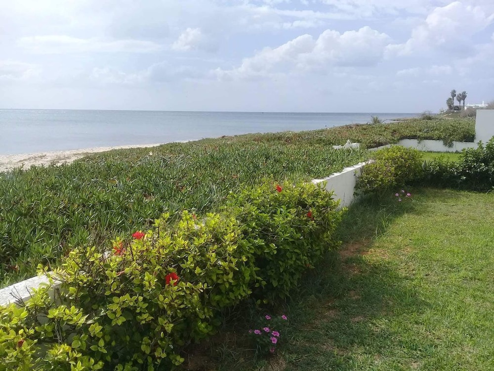 Maamoura Beach House