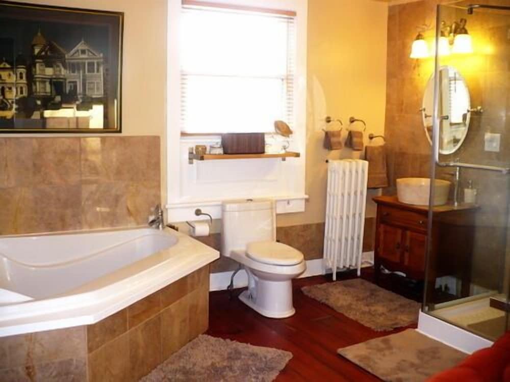 Niagara-on-the-Lake Vacations - Copper Dreams Bed and Breakfast - Property Image 12