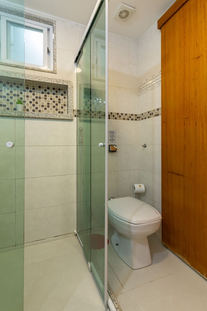 Cosy in Copacabana 7 Minutes From the Beach Fm211