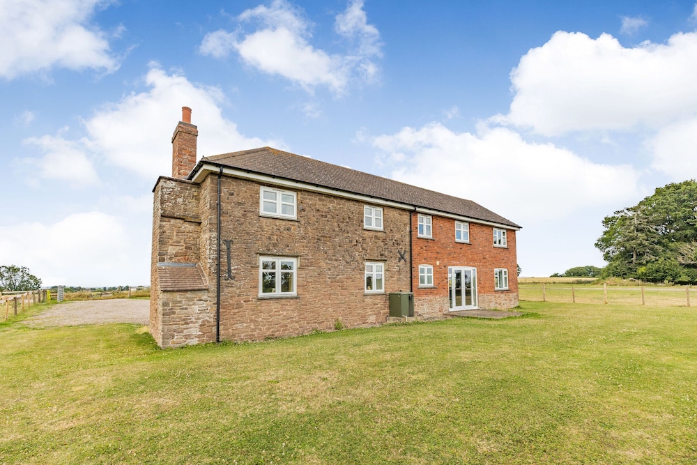 Wood Cottage