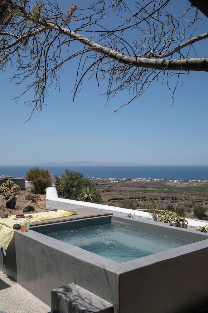 GTK Santorini Oia Sunset Villas
