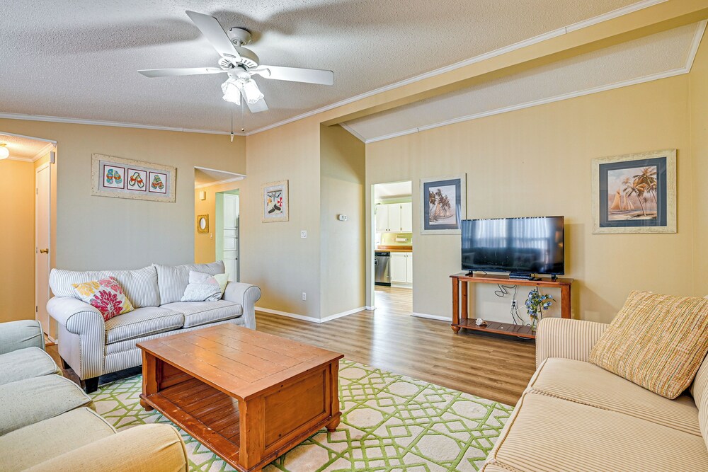 Walk to Surfside Beach: Home w/ Pool Access
