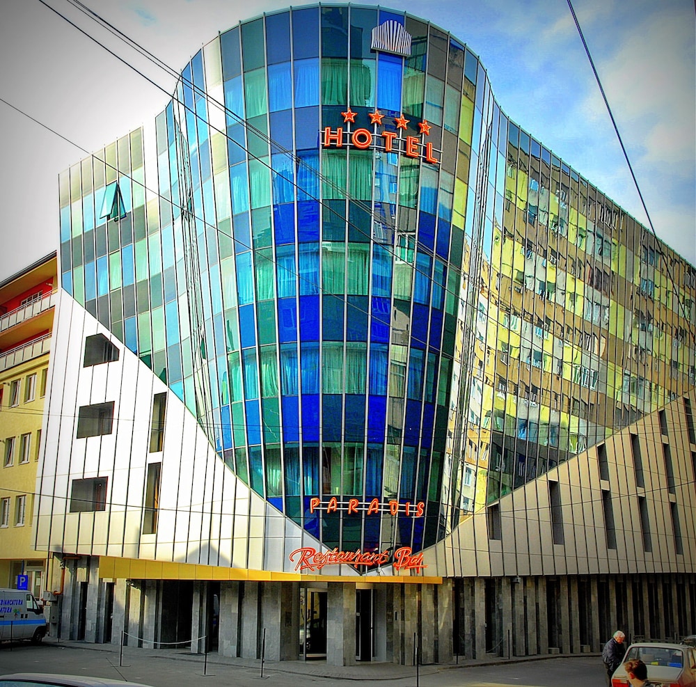 Hotel Paradis Cluj Napoca - Image 1