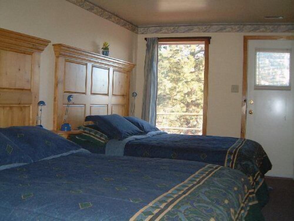 Wildhorse Mountain Guest Ranch