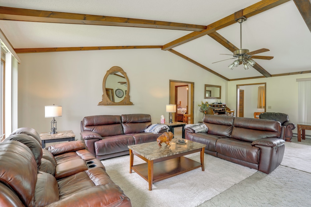 Home w/ Large Yard: 8 Mi to Holiday Valley Resort