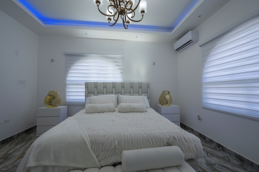 Summer Shades Villa at Legacy Townhouse view 3