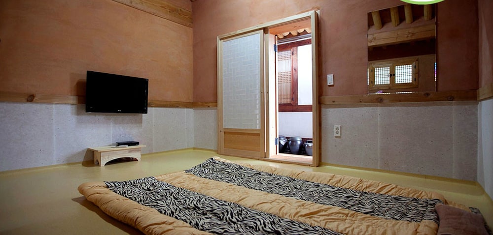Songhak Pension
