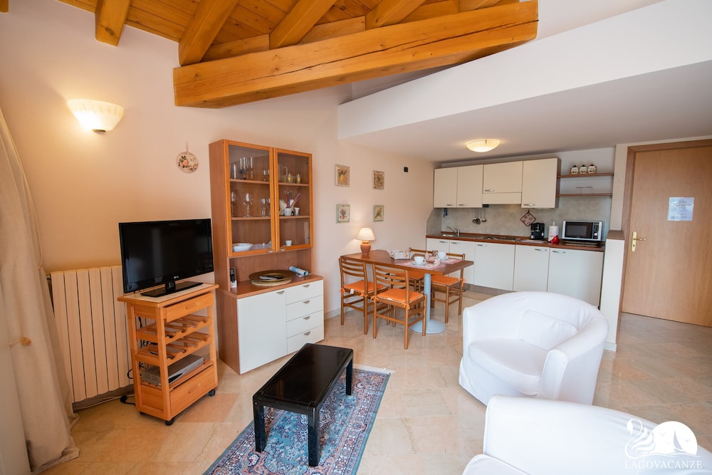 Feeling House - Appartamento Magico Lago