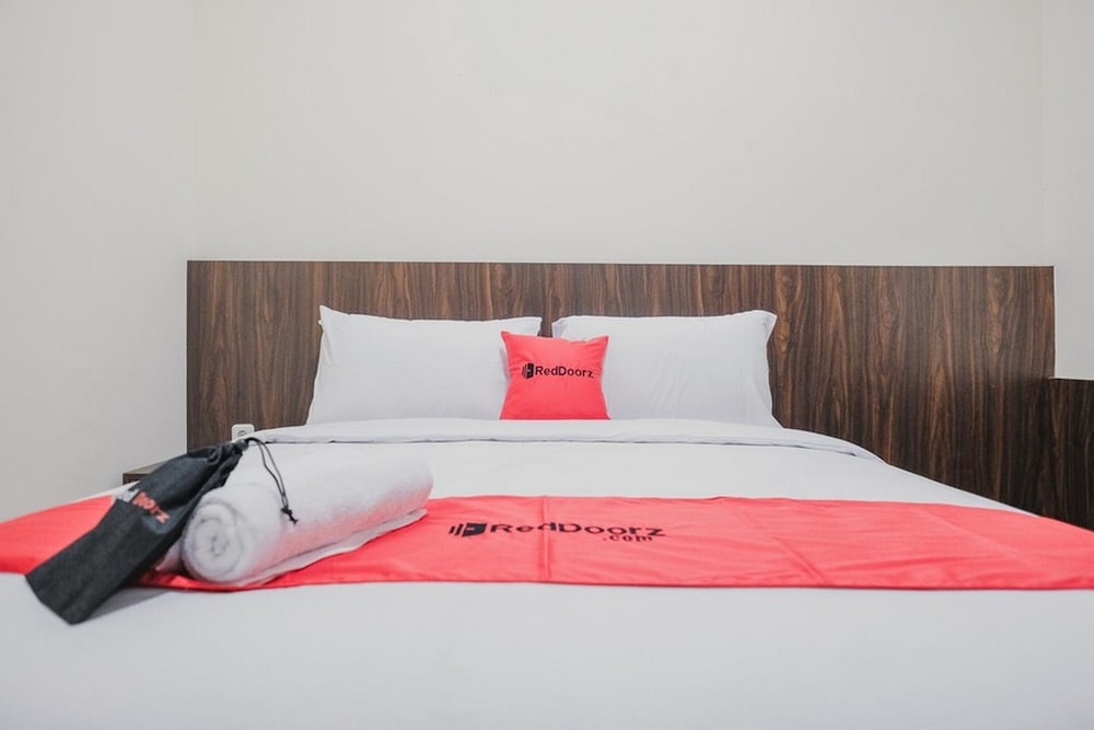 RedDoorz Plus @ Jalan Dr. Cipto Mangunkusumo Lampung