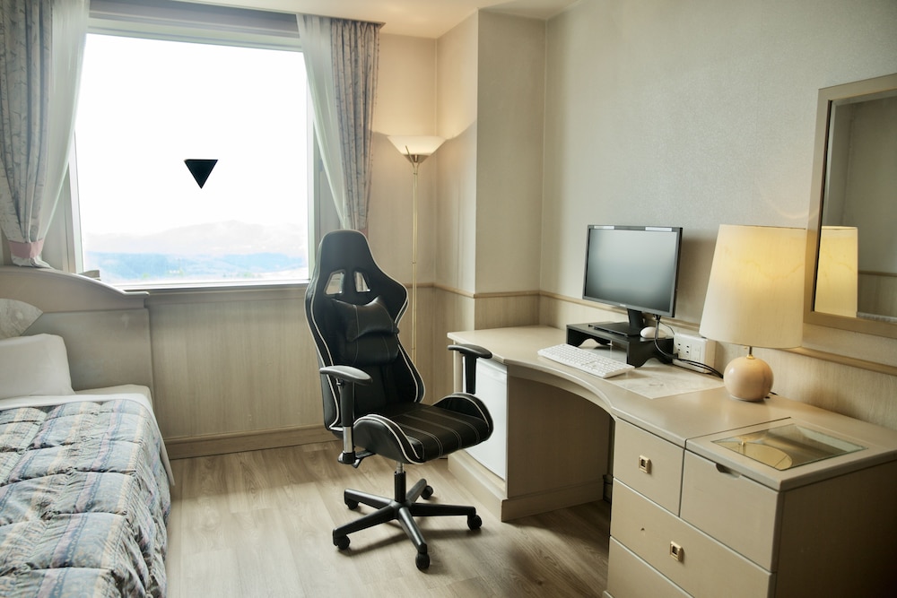 Photo 9