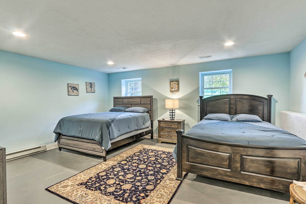 Charles Town Home w/ Private Pool Hot Tub - Property Image 31
