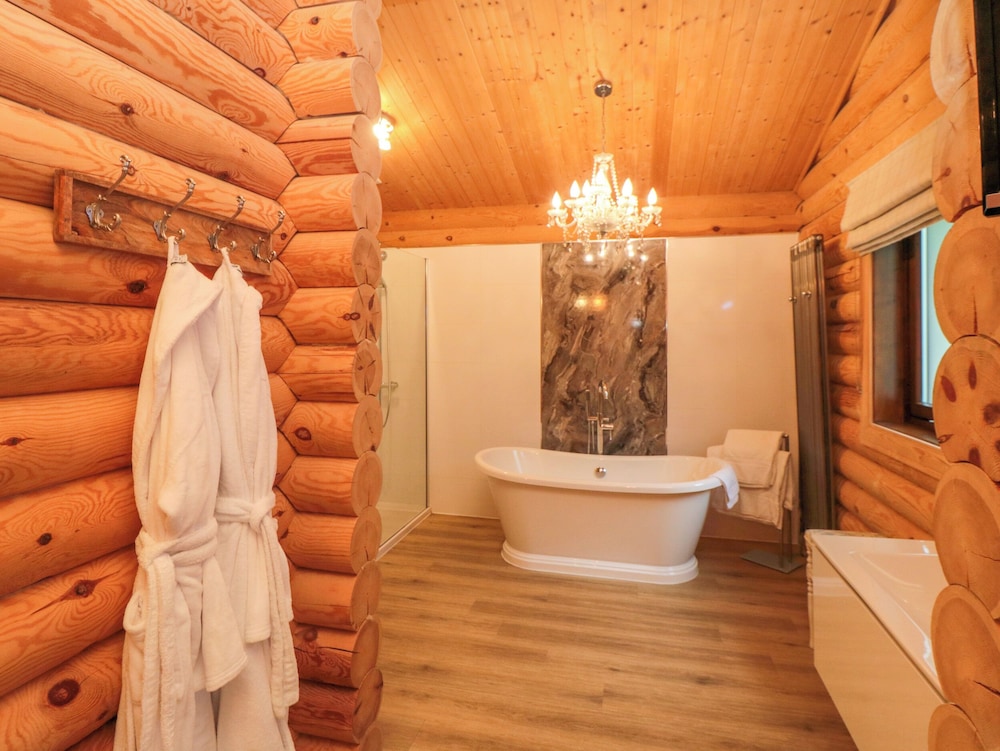 Wainstones Lodge 2