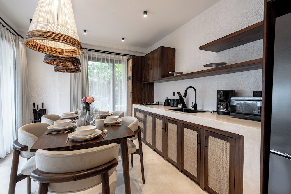 Sacred Jungle by EVDEkimi Ubud – Modern Villas and Apartments with Kitchens, Pools, & Personalized Concierge Service