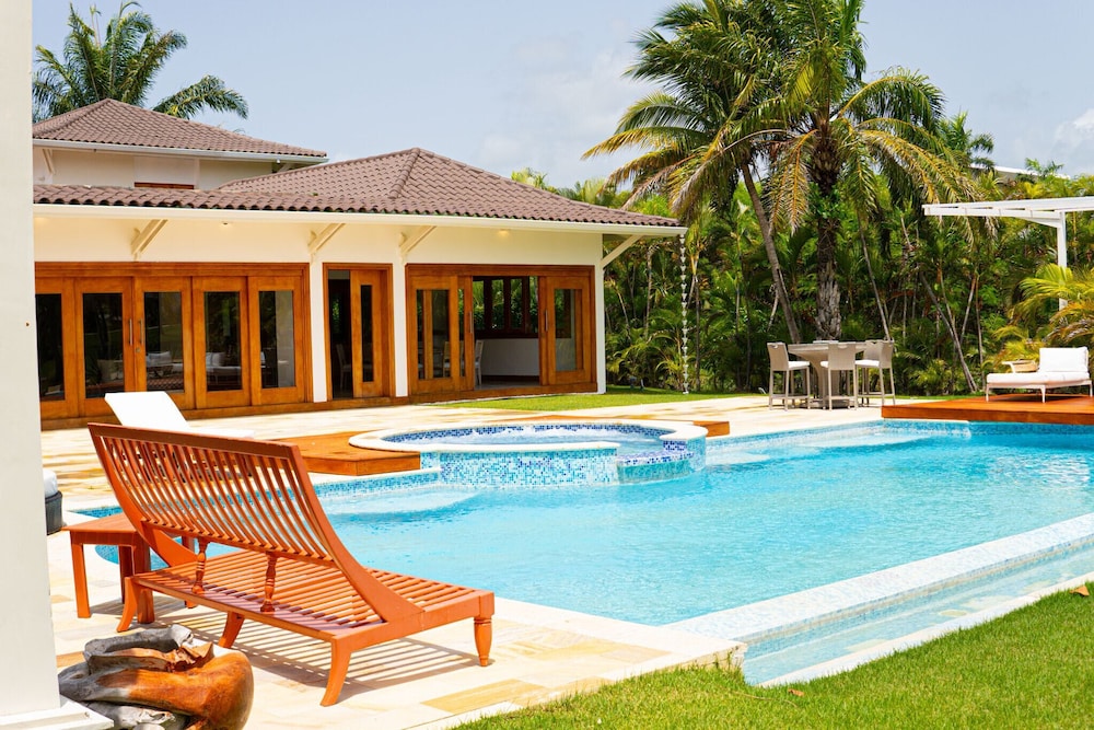 5BR 16 Guests Private Pool Garden View