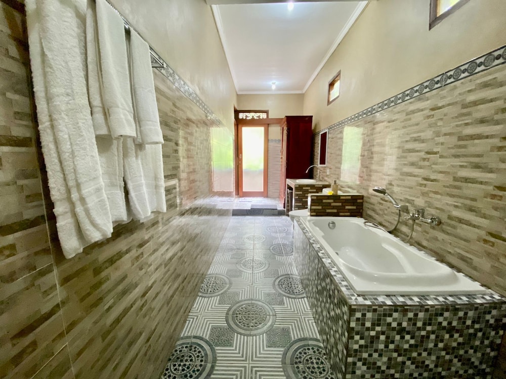 Puri Trisna Ubud Villas