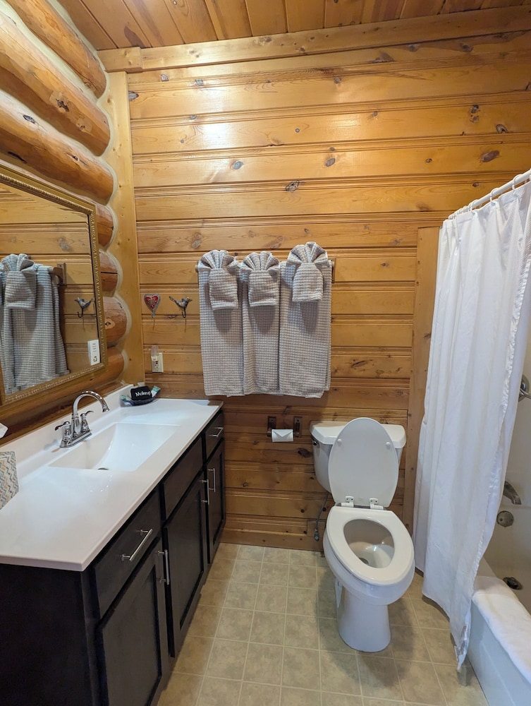 Gold Camp Cabins