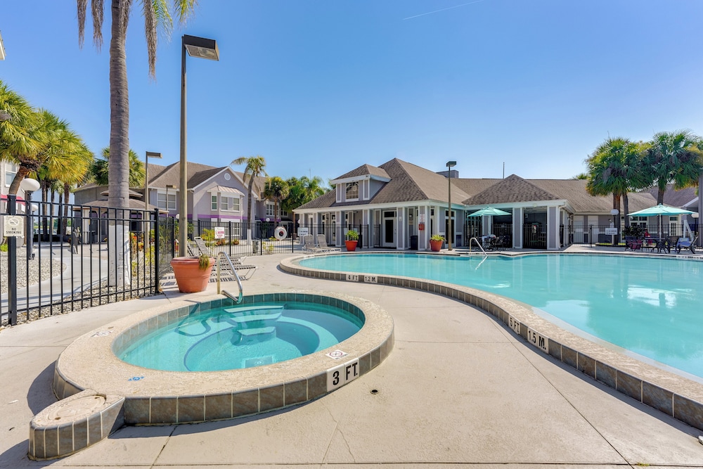2 Mi to Disney: Resort Condo w/ Pool Access
