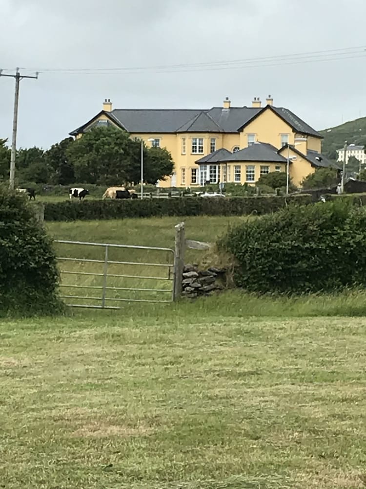 Emlagh House