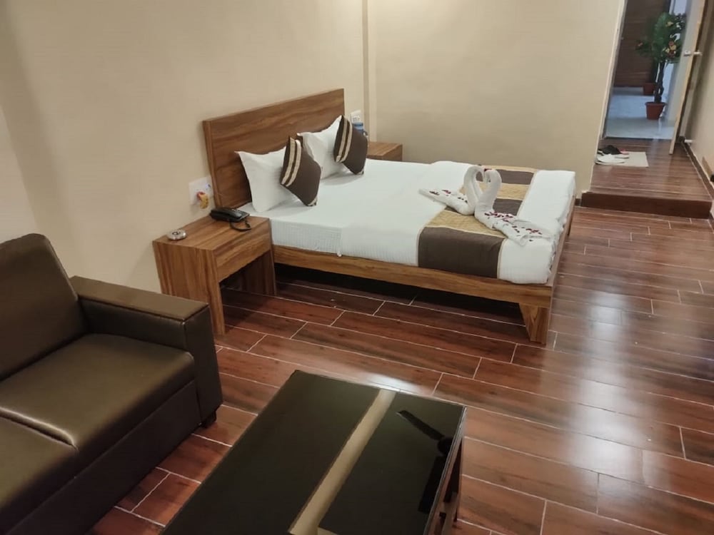 Hotel Vikram Palace view 5