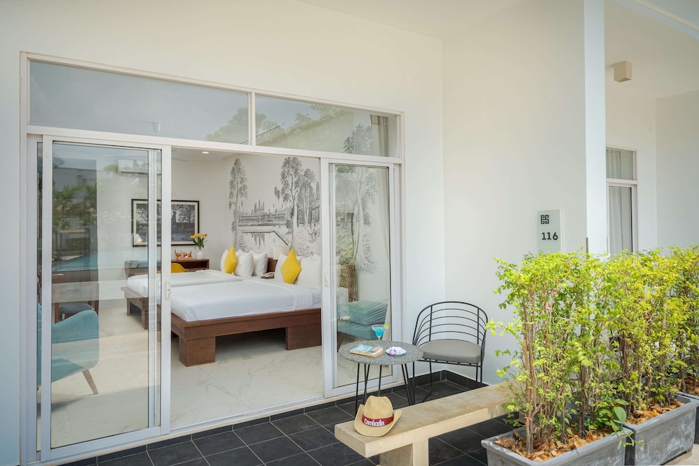 Elysium Suite