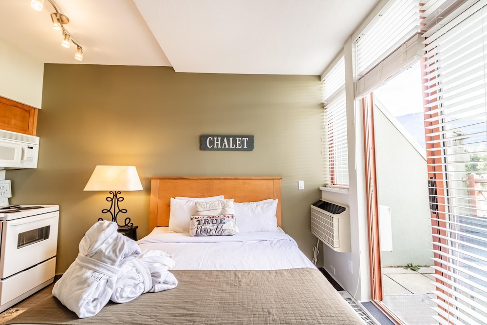 Elevate Vacation Alpenglow Lodge - West Cirque #415 - Image 2