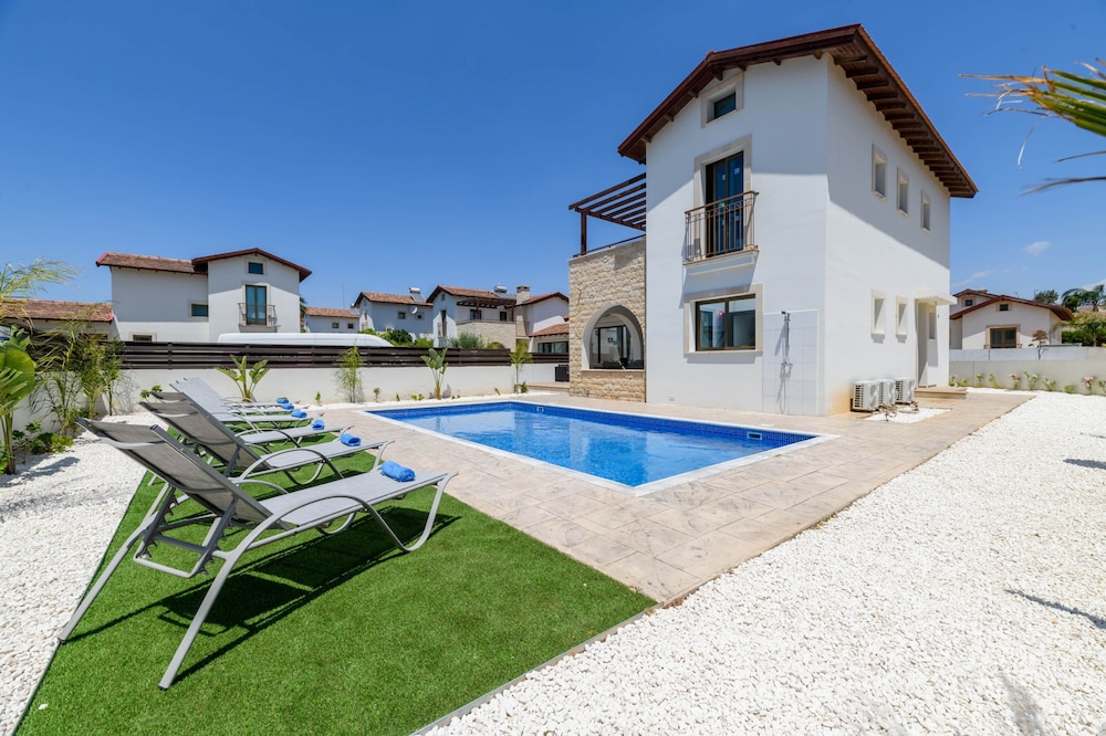 Kymma Villa 12 in Ayia Napa