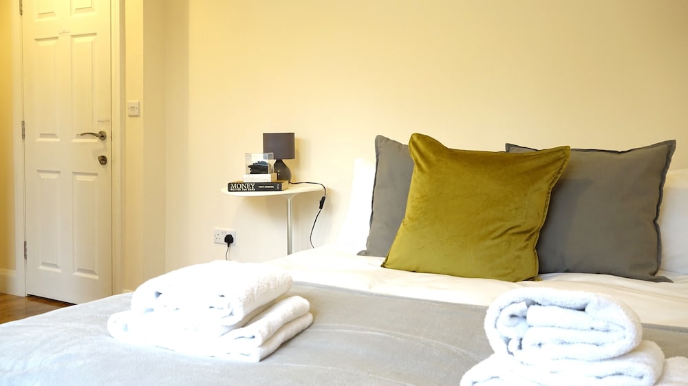 Heathrow Ensuites Rooms