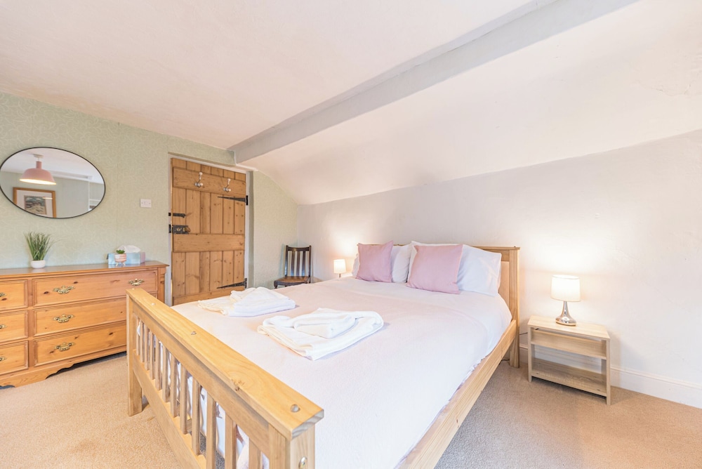 Abbey Farm House