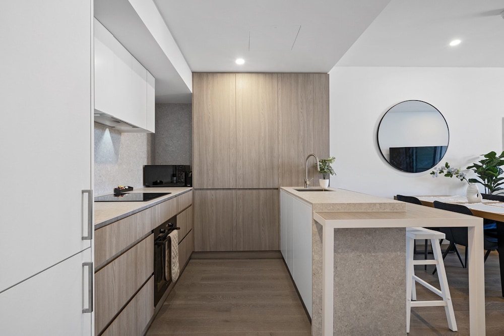 Charming 1-bed With Rooftop Access & Parking