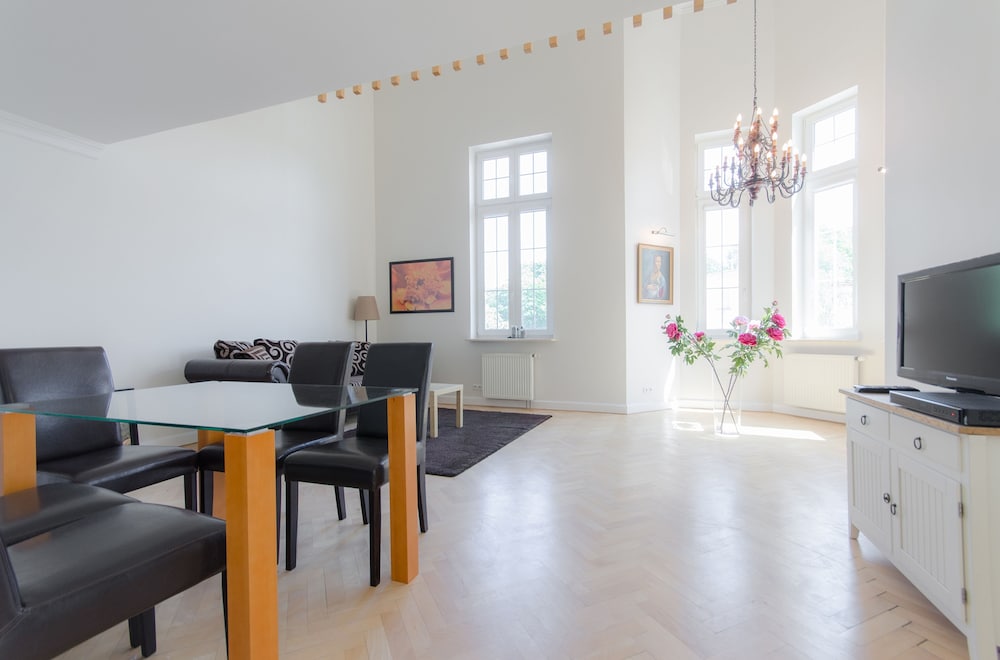 Dom & House - Apartments Monte Cassino