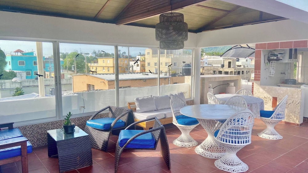 Sea Near and Beach a few Minutes Walking Top Location by RHV Living
