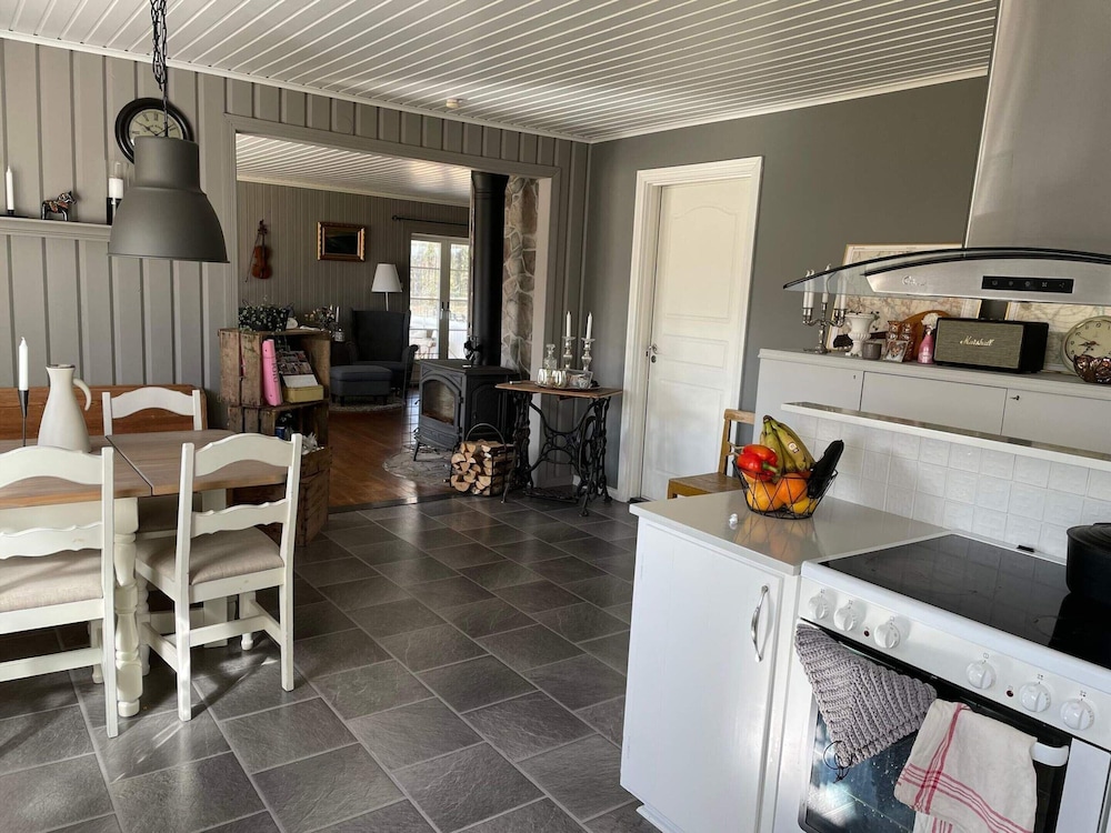 4 Person Holiday Home in Gunnarskog view 3