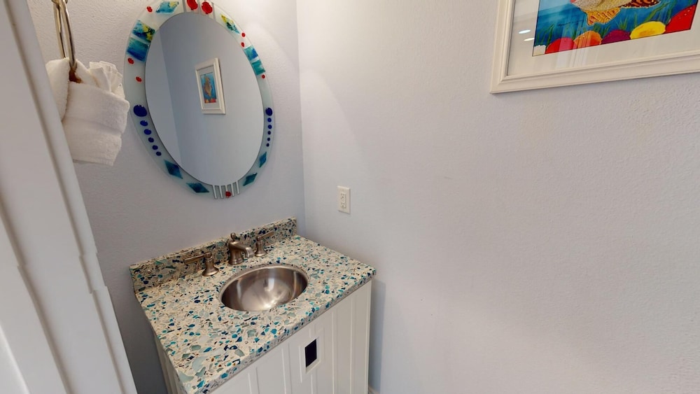 15 17th Street by Tybee Vacation Rentals