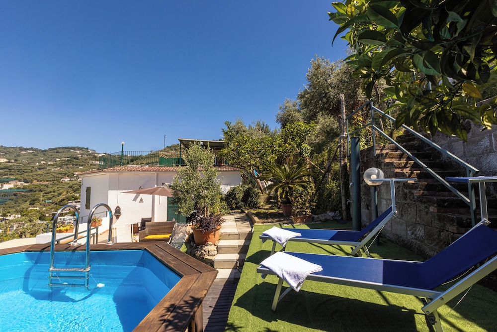 Villa Panorama With Private Pool & View
