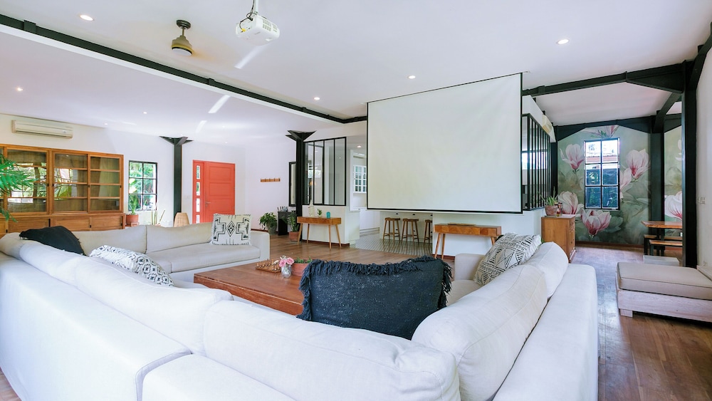 Bon Ton Villa By Betterplace