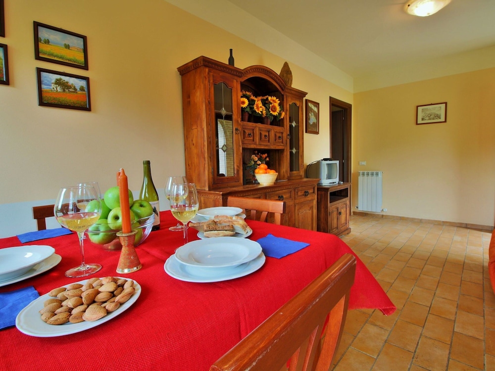 Property With Swimming Pool, Spacious Garden, Private Terrace and Views