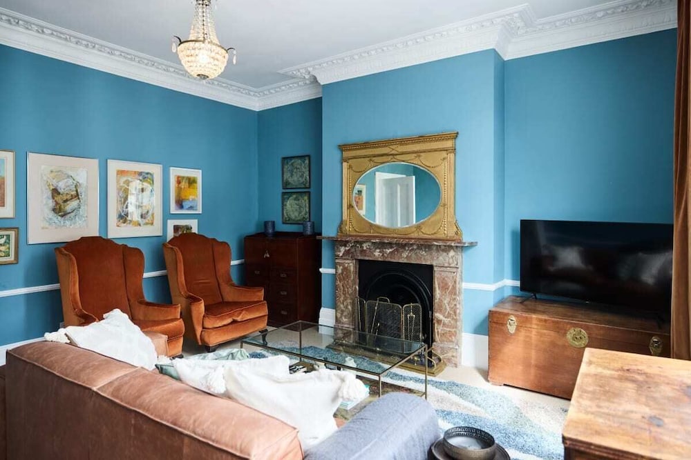 The Fulham Town House - Spacious 4BDR House with Garden