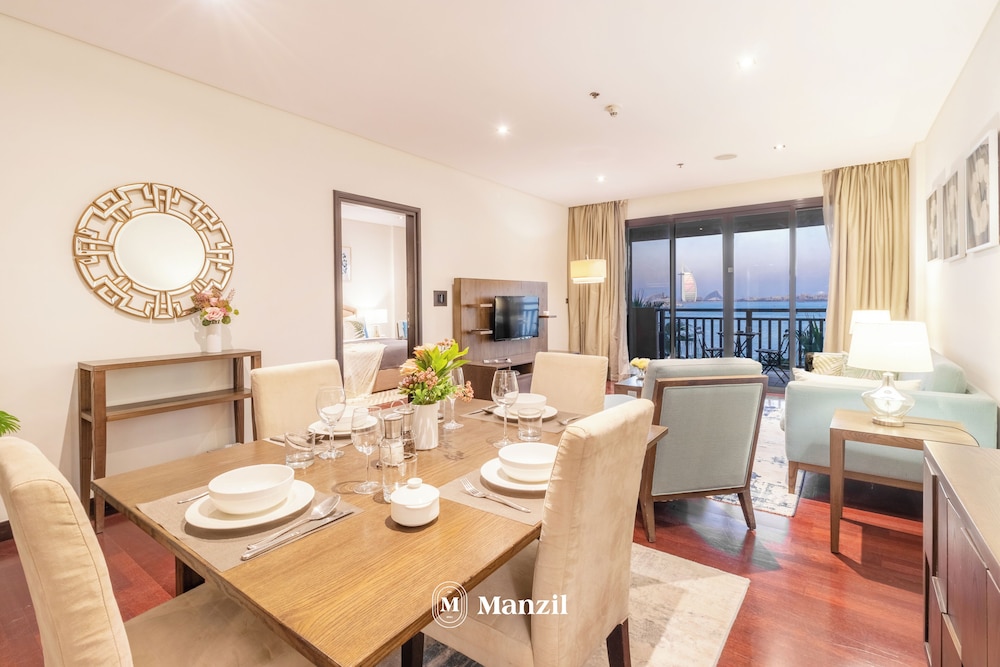 Manzil - 1BR in Palm with Sea View