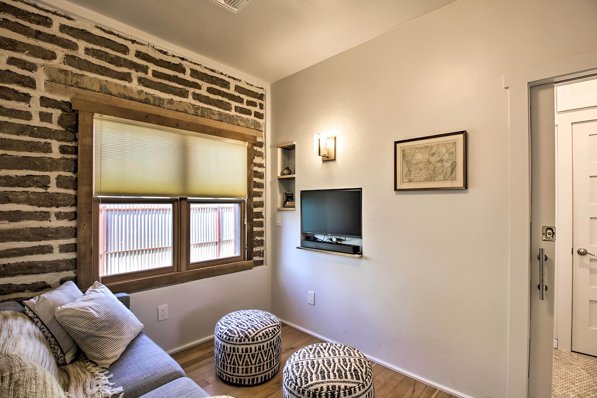 Unique & Historic Abode: Explore Downtown Tucson! view 4