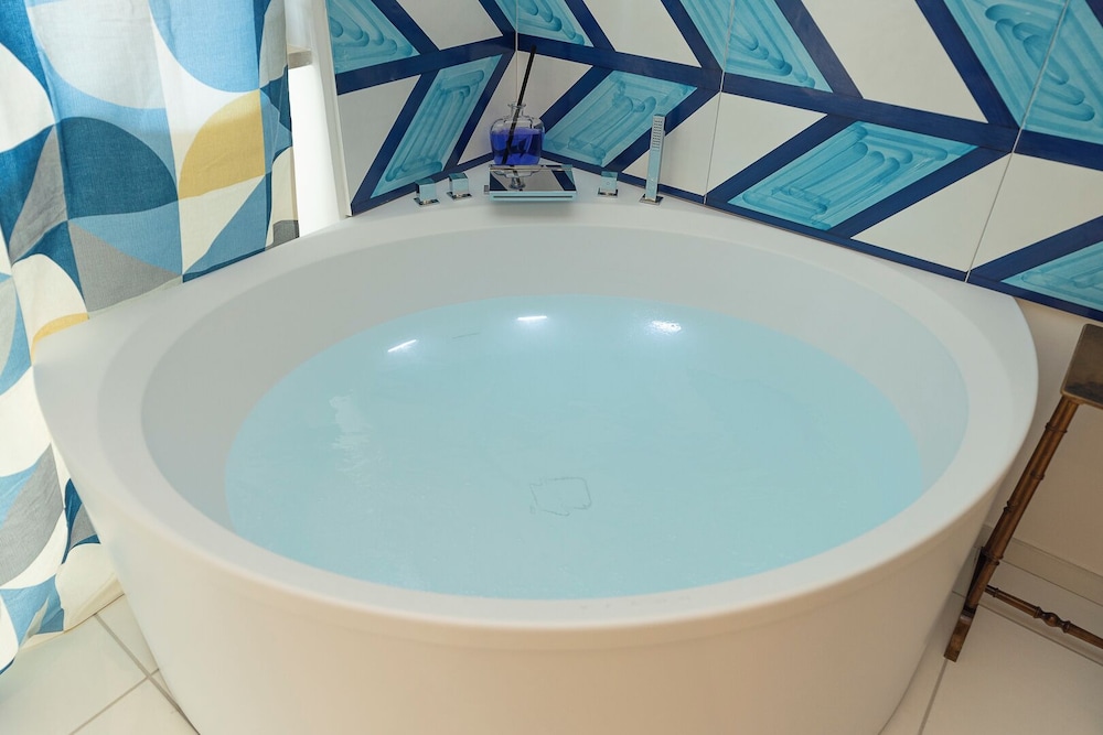 Maiori Suites